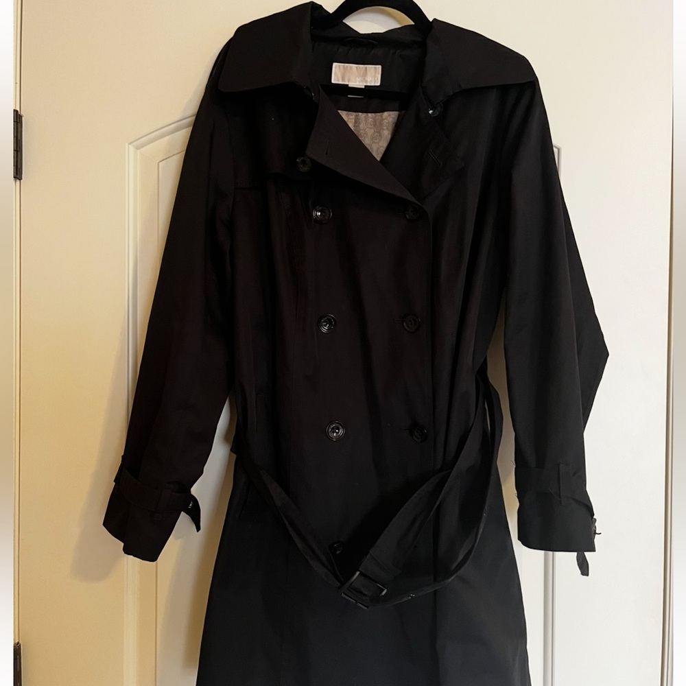 Women’s Black Michael Kors jacket. 1X